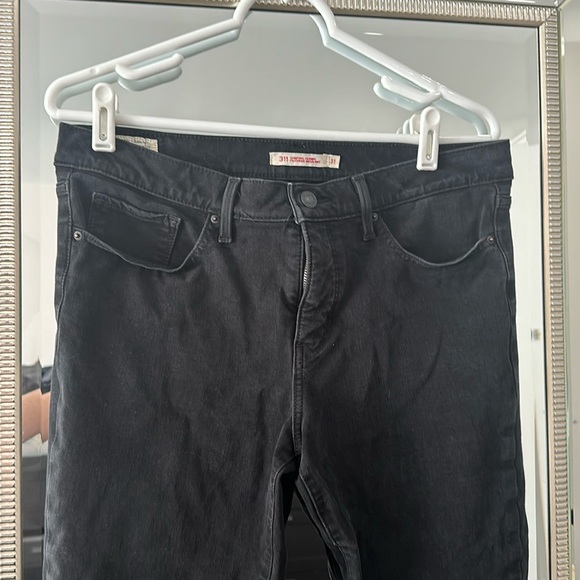 Levi’s dark black denim jeans excellent condition 311 shaping skinny size 31 - Picture 1 of 3